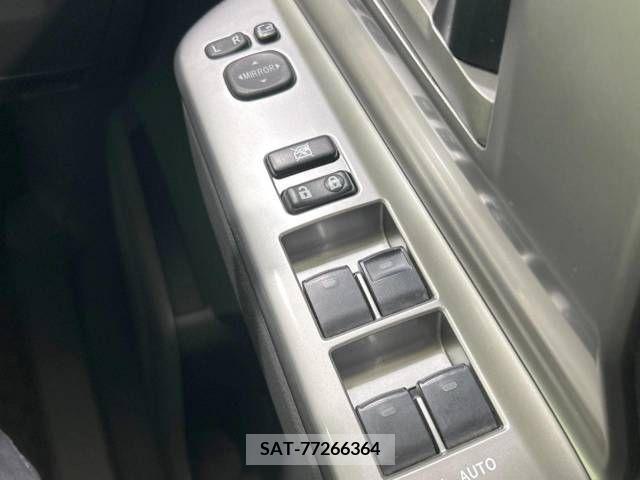 Toyota NOAH 2009-01 279543-7