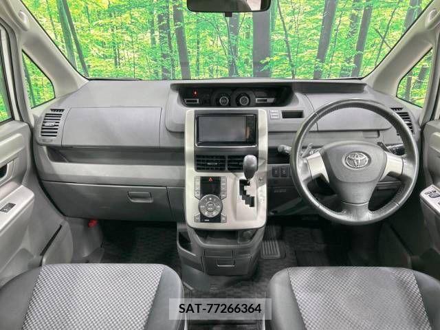 Toyota NOAH 2009-01 279543-1