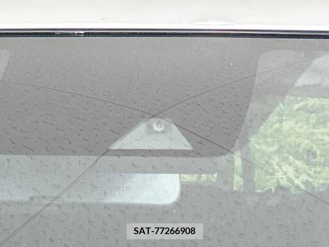 Nissan NOTE 2019-01 280107-2