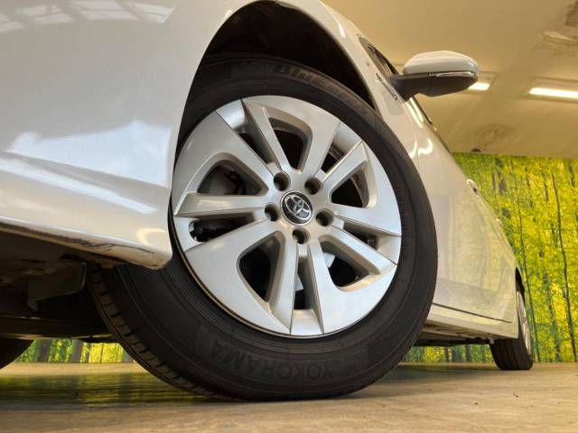 Toyota PRIUS 2018-08 181614-13