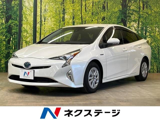 Toyota PRIUS 2018-08 181614-0