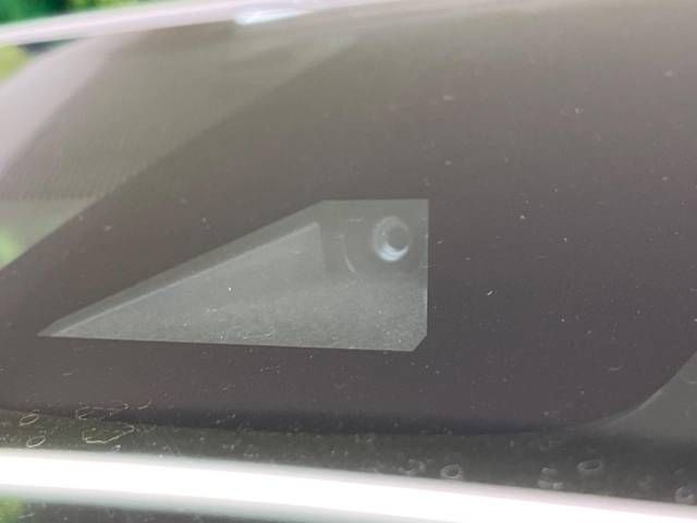 Toyota PRIUS 2018-08 181614-2