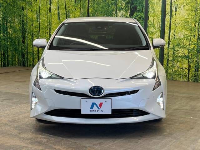 Toyota PRIUS 2018-08 181614-14