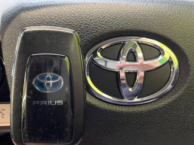 Toyota PRIUS 2018-08 181614-7