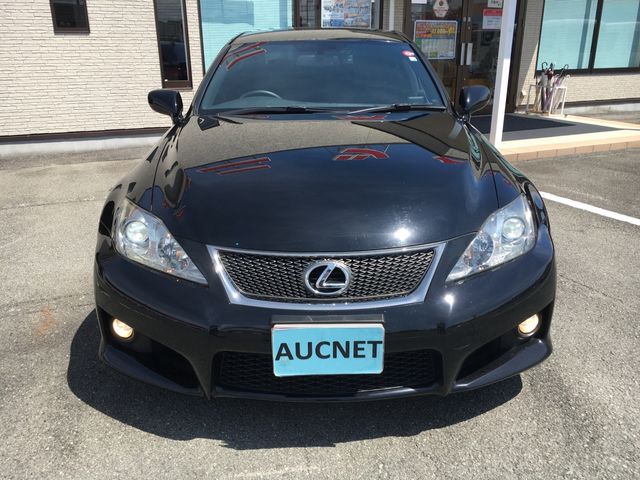 Lexus IS F 2010-03 10814-1