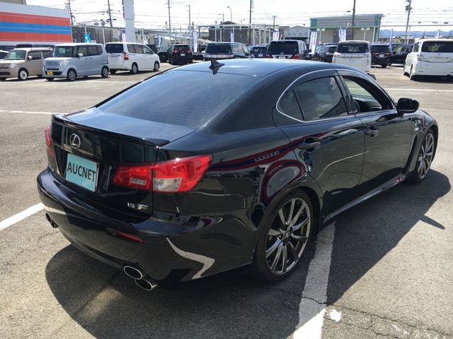 Lexus IS F 2010-03 10814-3