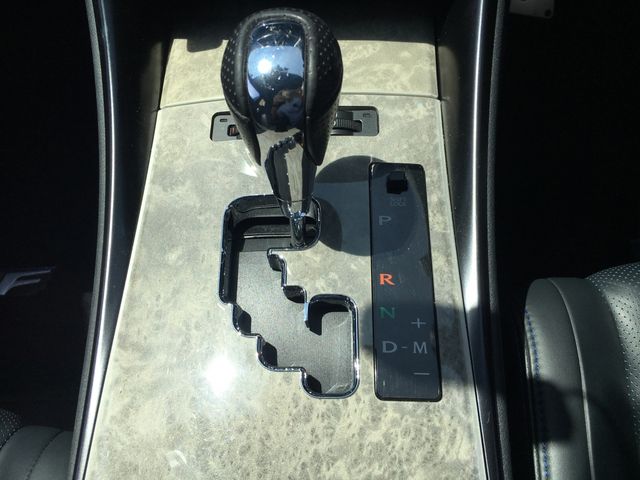 Lexus IS F 2010-03 10814-17