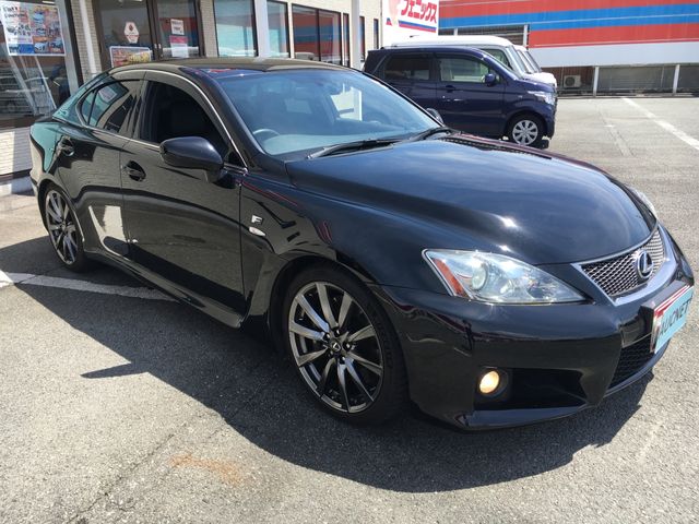 Lexus IS F 2010-03 10814-2