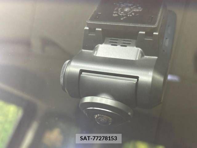 Honda N BOX CUSTOM 2017-03 279089-7