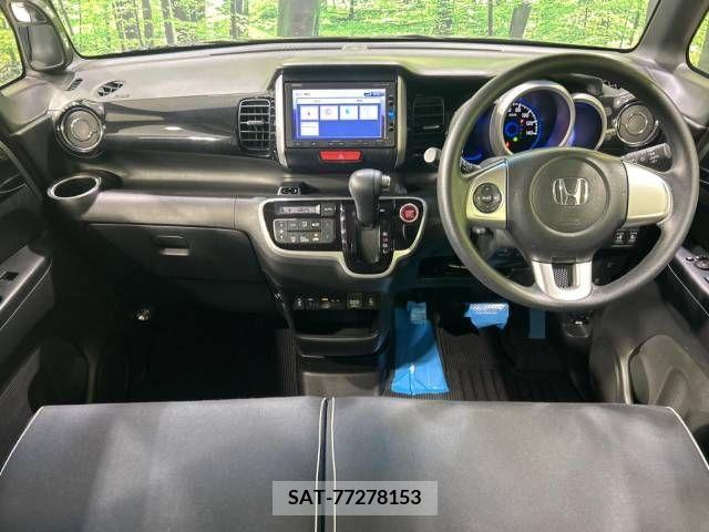 Honda N BOX CUSTOM 2017-03 279089-1