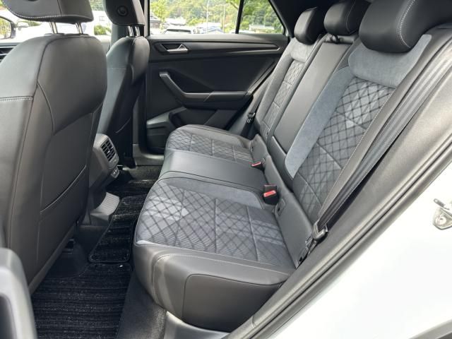 VolksWagen T-ROC 2022-10 10901-19