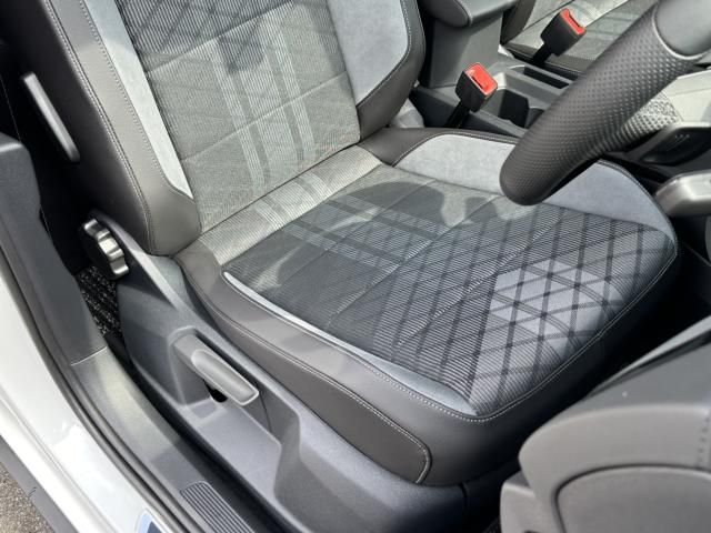 VolksWagen T-ROC 2022-10 10901-5