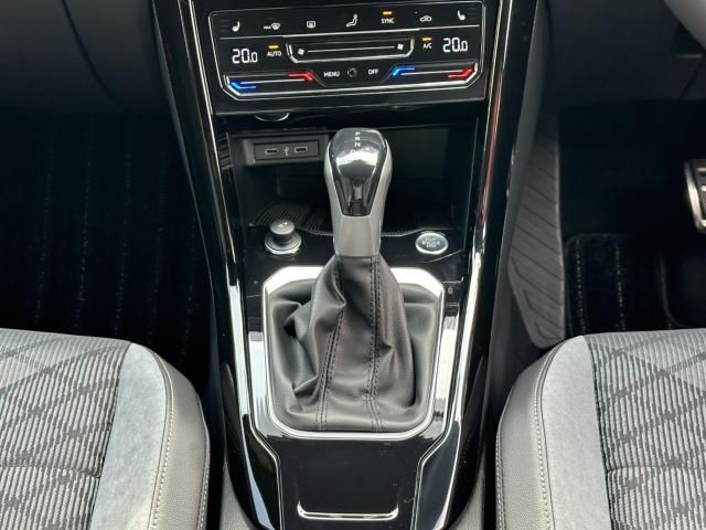 VolksWagen T-ROC 2022-10 10901-10