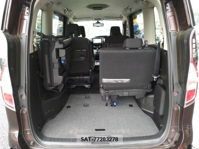 Nissan SERENA 2021-05 252974-25