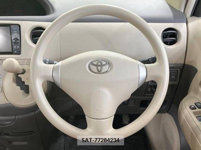 Toyota SIENTA 2011-06 250922-12