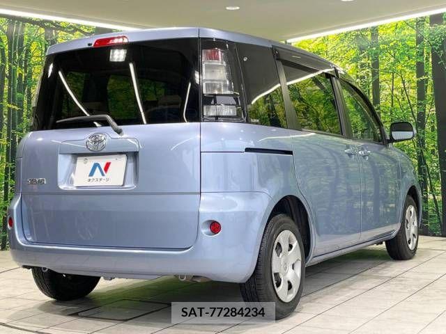 Toyota SIENTA 2011-06 250922-17