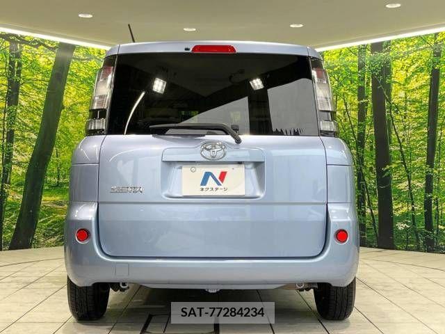 Toyota SIENTA 2011-06 250922-15