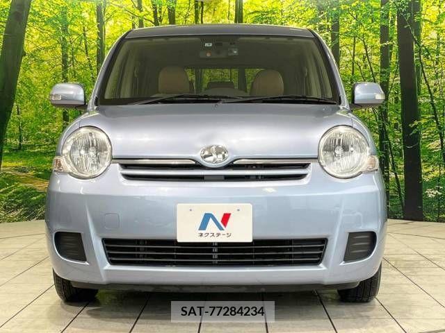 Toyota SIENTA 2011-06 250922-14