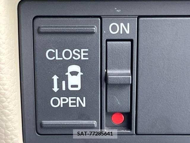 Honda N BOX 2018-07 306980-5