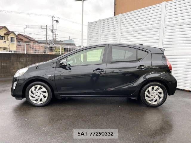 Toyota AQUA 2015-03 260901-17