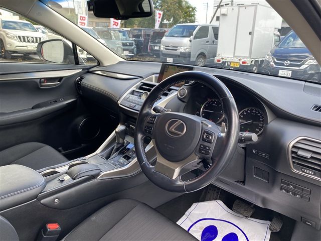 Lexus NX 2015-08 21840-11