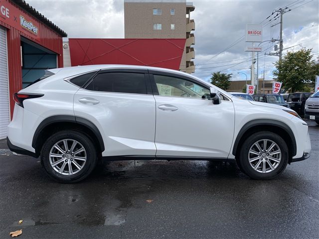 Lexus NX 2015-08 21840-7