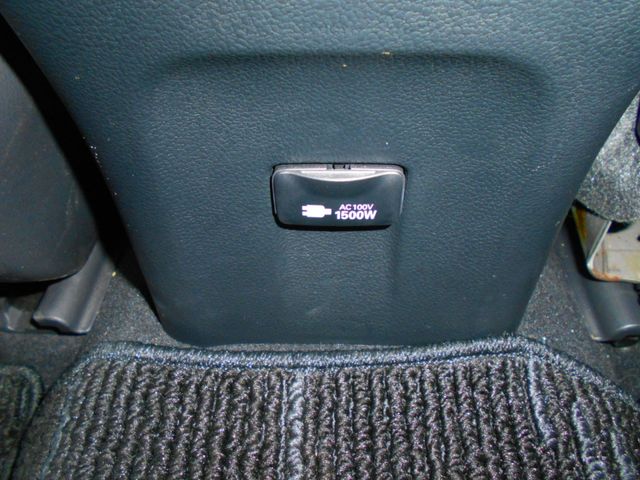 Toyota PRIUS PHV 2017-02 184209-18