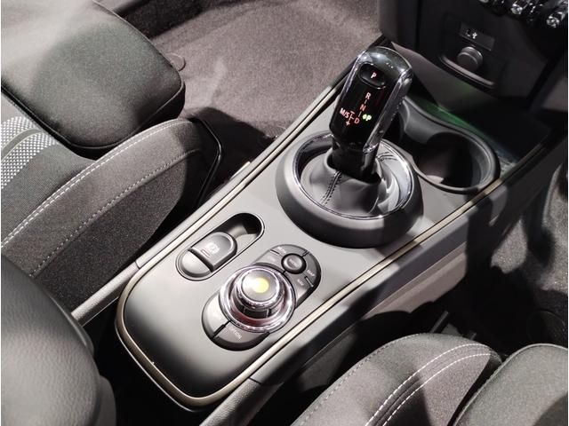 Bmw MINI 2020-11 8286-21