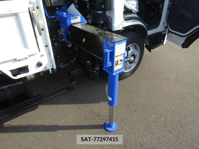 Mazda TITAN 2023-09 201952-12