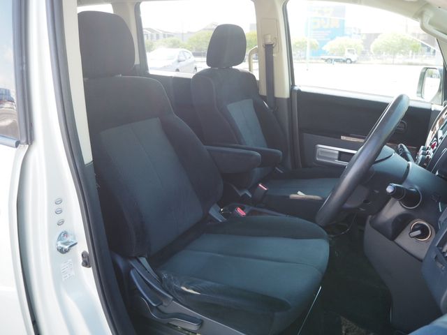 Mitsubishi DELICA D5 2009-03 18974-16