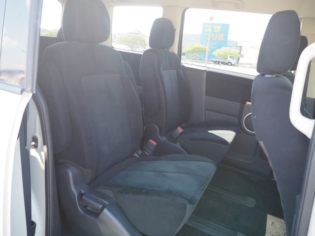 Mitsubishi DELICA D5 2009-03 18974-17