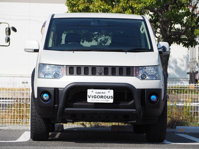 Mitsubishi DELICA D5 2009-03 18974-3