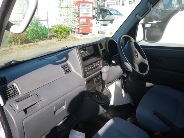 Daihatsu HIJET CARGO 2017-12 15140-3
