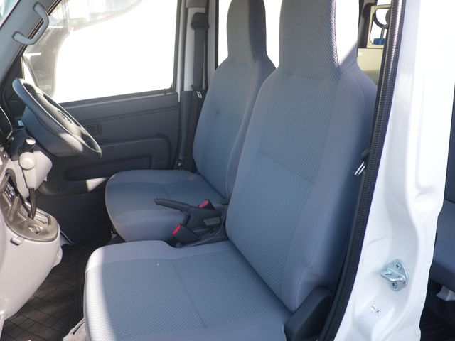 Daihatsu HIJET CARGO 2017-12 15140-4