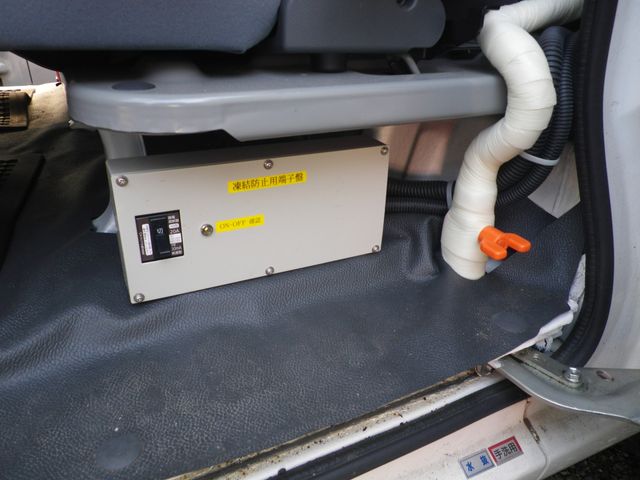 Daihatsu HIJET CARGO 2017-12 15140-8
