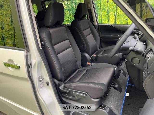 Nissan SERENA 2018-10 244252-7