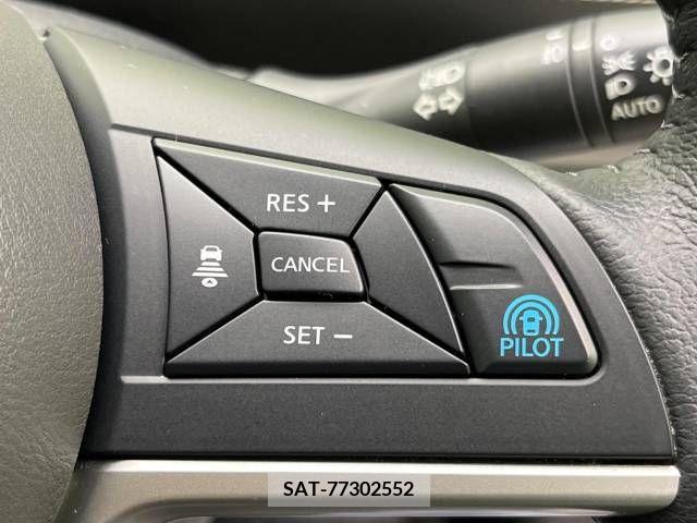 Nissan SERENA 2018-10 244252-4