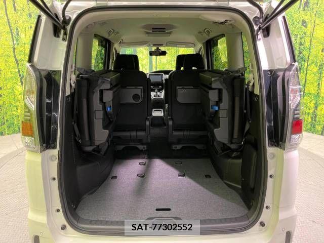 Nissan SERENA 2018-10 244252-10
