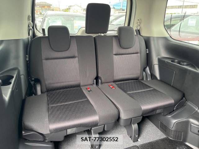 Nissan SERENA 2018-10 244252-9