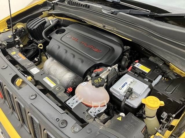 Jeep RENEGADE 2016-12 191759-15