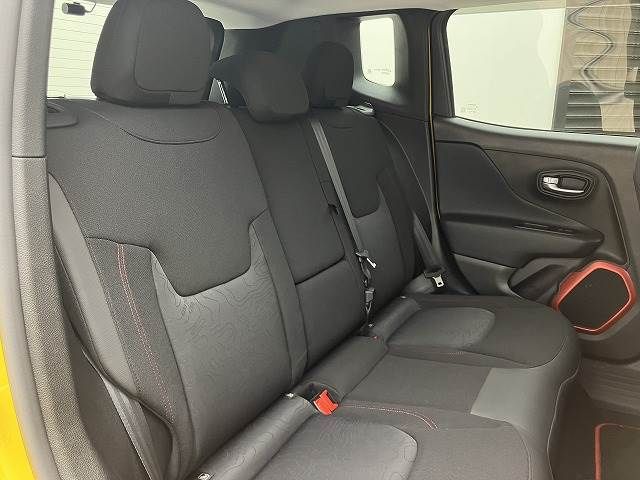 Jeep RENEGADE 2016-12 191759-10