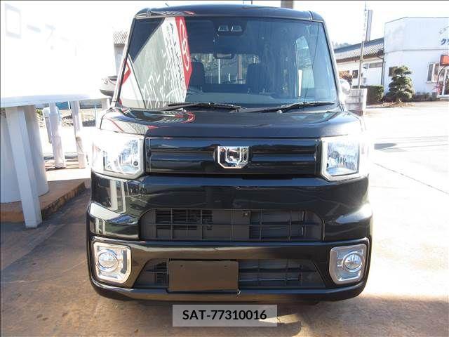Daihatsu WAKE 2020-09 205371-2