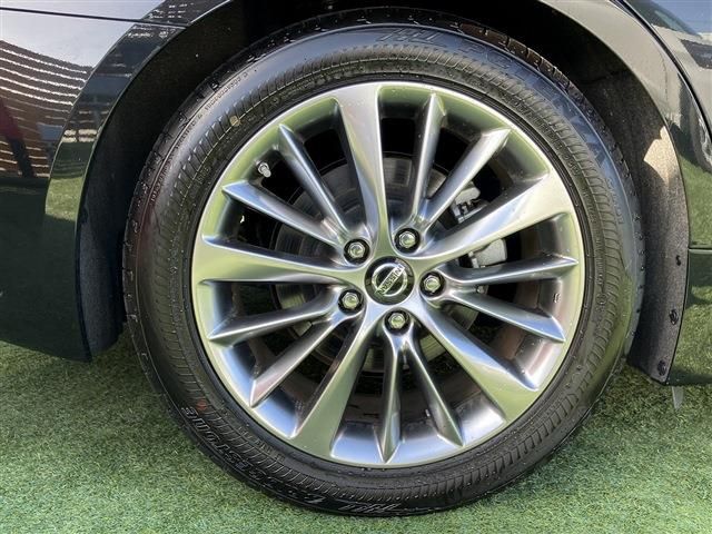 Nissan SKYLINE 2022-03 190685-16
