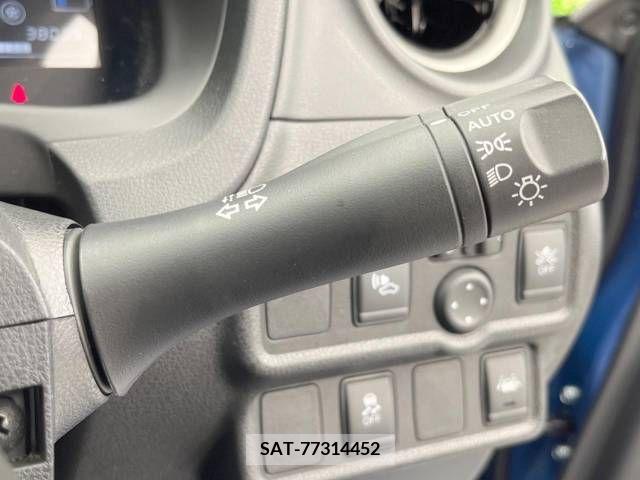 Nissan NOTE 2019-10 337158-9