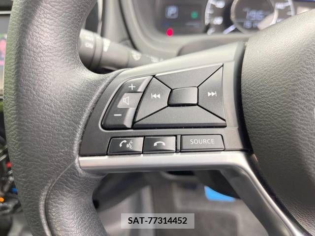 Nissan NOTE 2019-10 337158-7