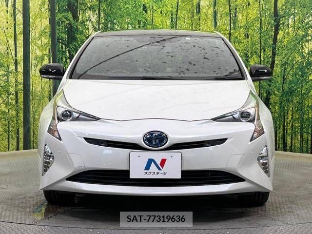 Toyota PRIUS 2018-03 330909-14