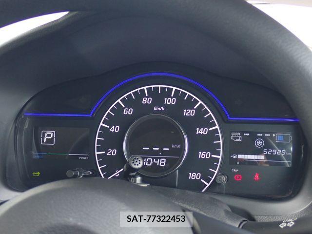 Nissan NOTE 2018-11 334864-4