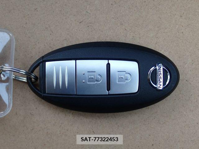 Nissan NOTE 2018-11 334864-17