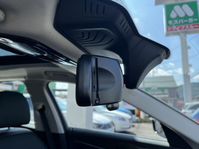 Bmw 5 SERIES 2017-04 21845-23