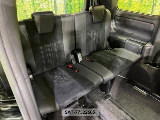 Toyota ESQUIRE 2019-06 379622-10